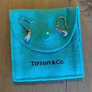 Tiffany & Co. Elsa Peretti tear drop earrings